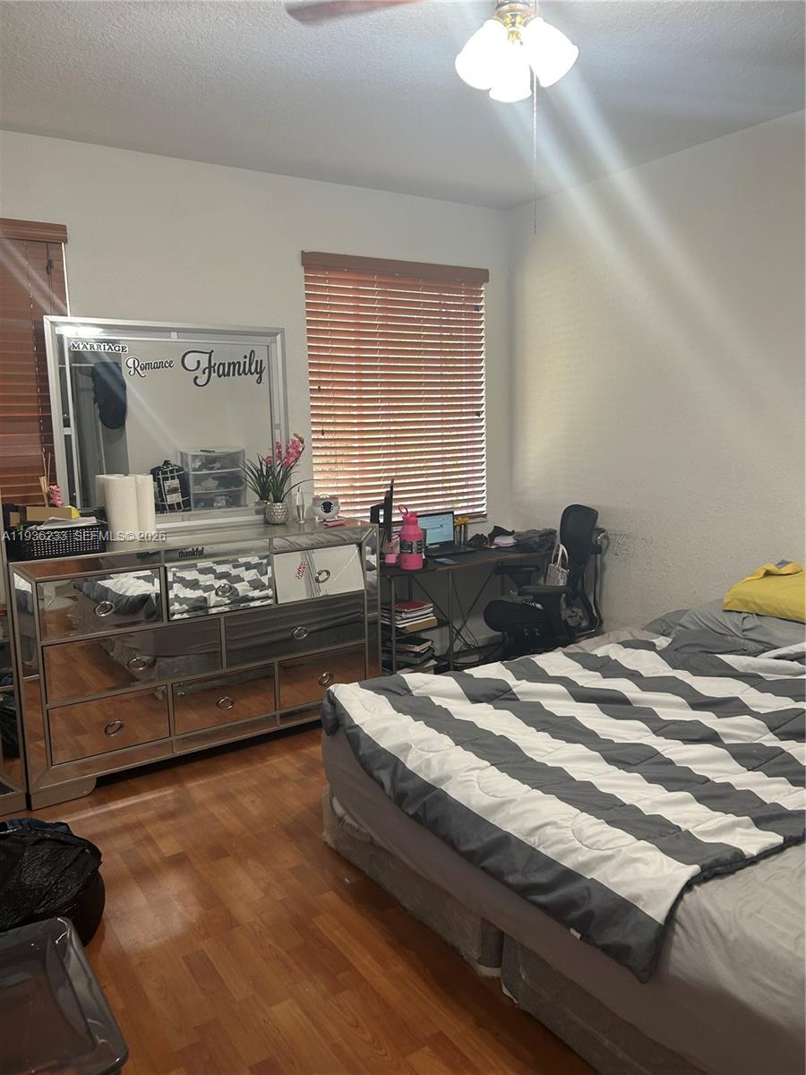 948 Phoenix Way Weston, FL 33327 - Photo 14 of 22