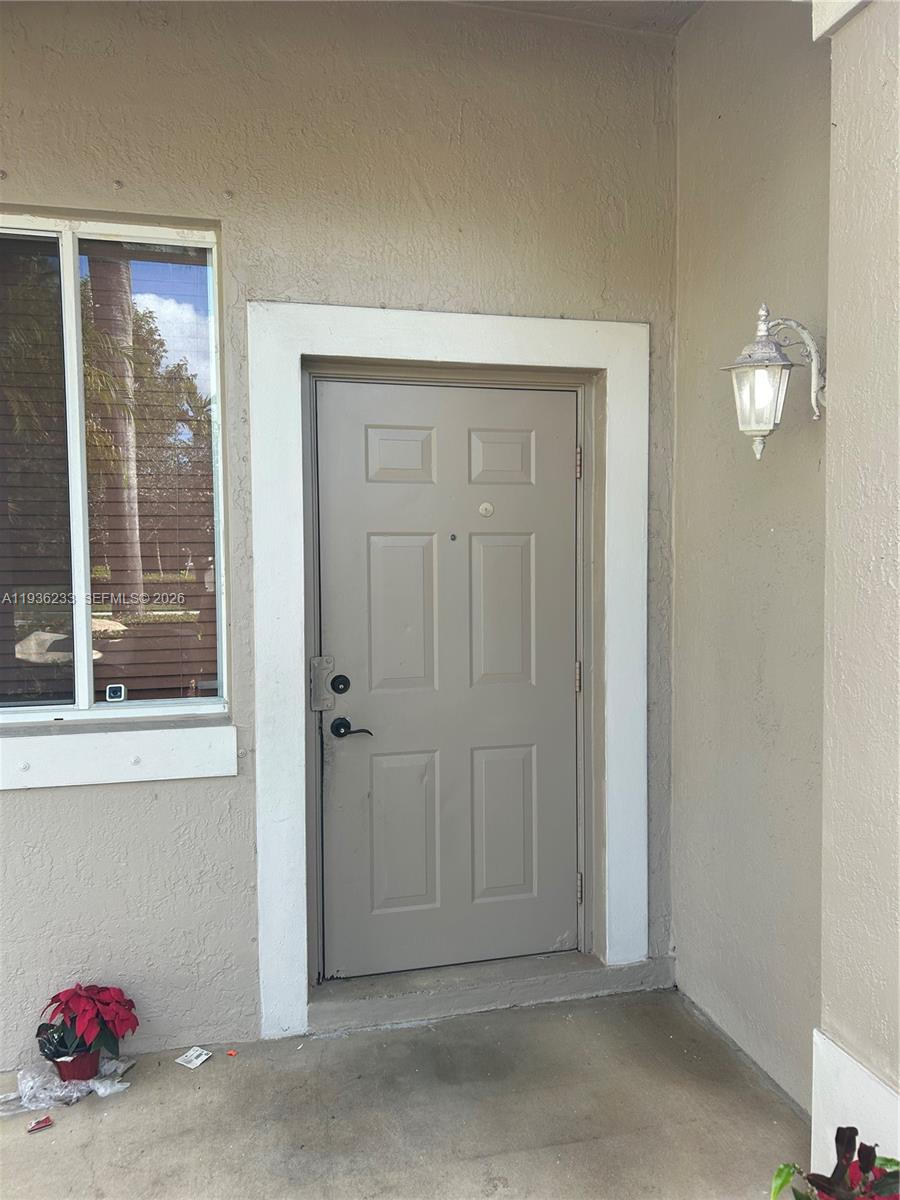 948 Phoenix Way Weston, FL 33327 - Photo 7 of 22