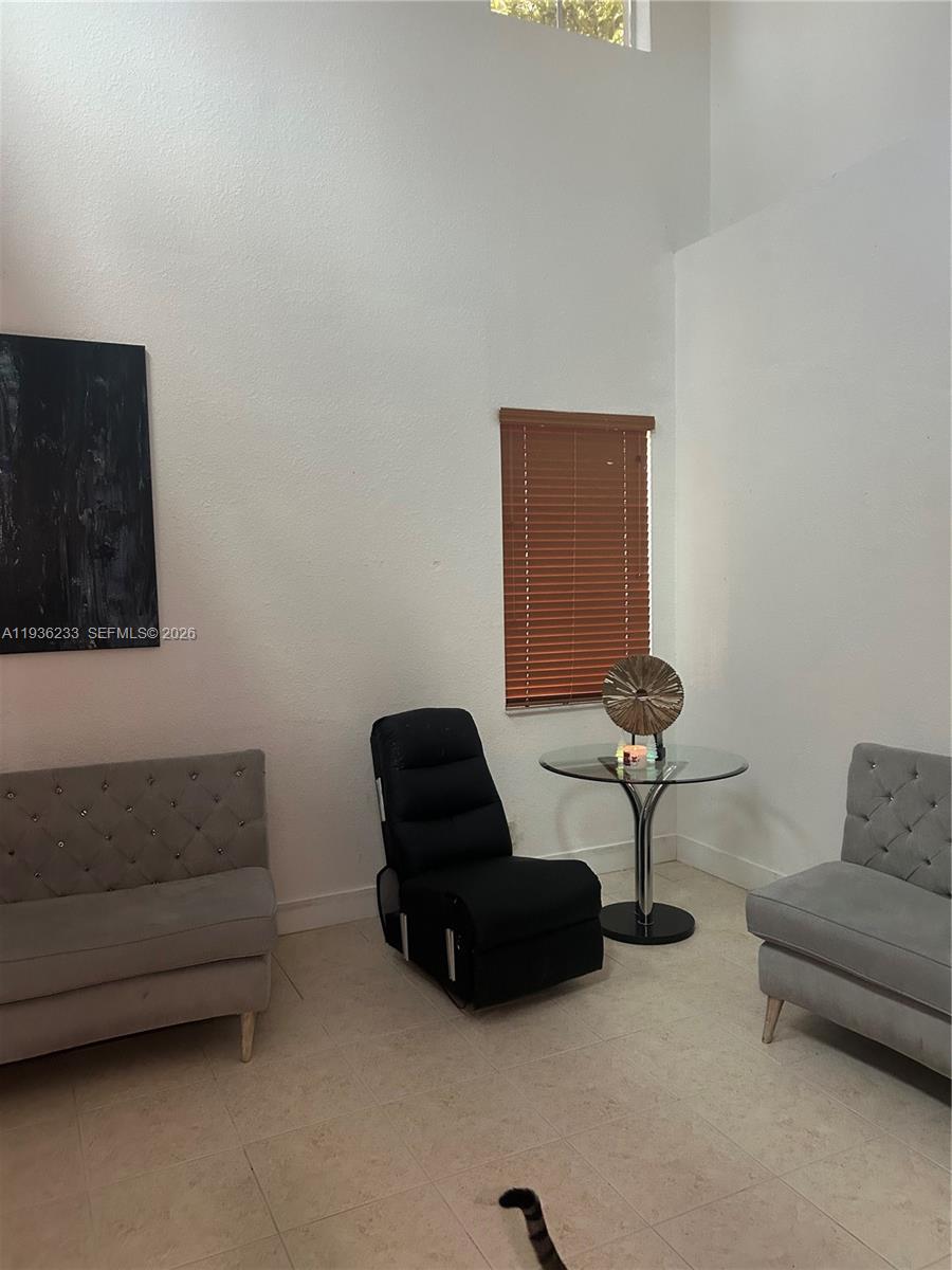 948 Phoenix Way Weston, FL 33327 - Photo 8 of 22