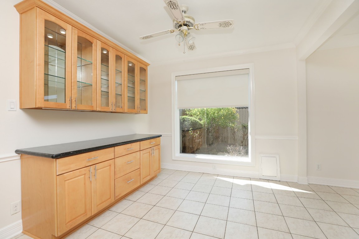 7499 Brompton Street, Unit 7499 Houston, TX 77025 - Photo 15 of 43 a view of an entryway with a window