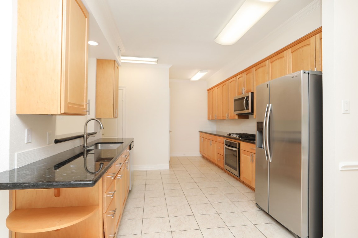 7499 Brompton Street, Unit 7499 Houston, TX 77025 - Photo 16 of 43