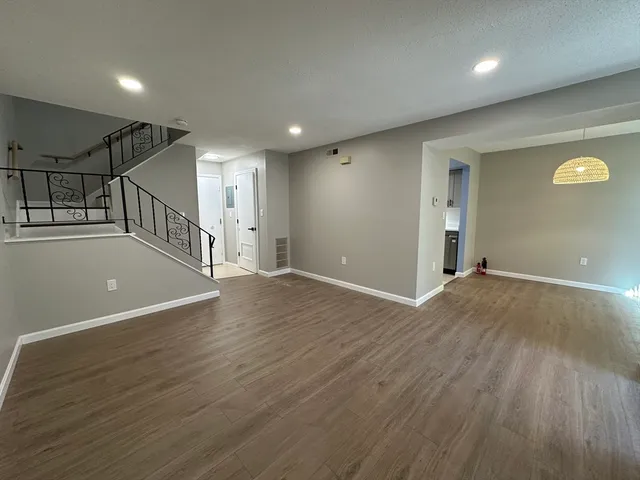 $2,900 | 79 Greenbrook Drive, Unit 79, Stoughton, MA 02072