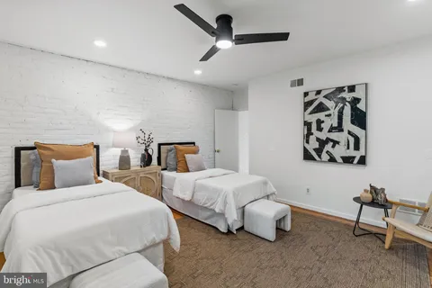 $999,900 | 117 Catharine Street, Philadelphia, PA 19147