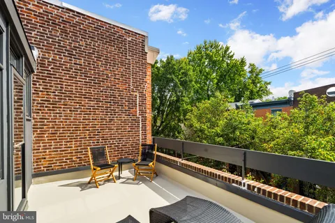 $999,900 | 117 Catharine Street, Philadelphia, PA 19147