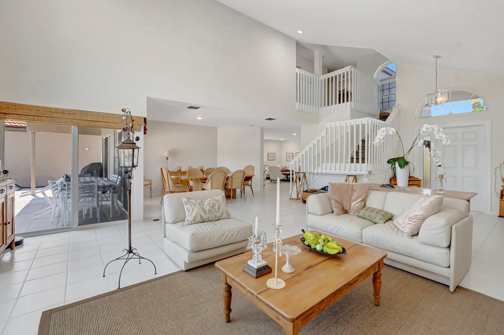 7287 Via Palomar Boca Raton, FL 33433 - Photo 8 of 47 Living area