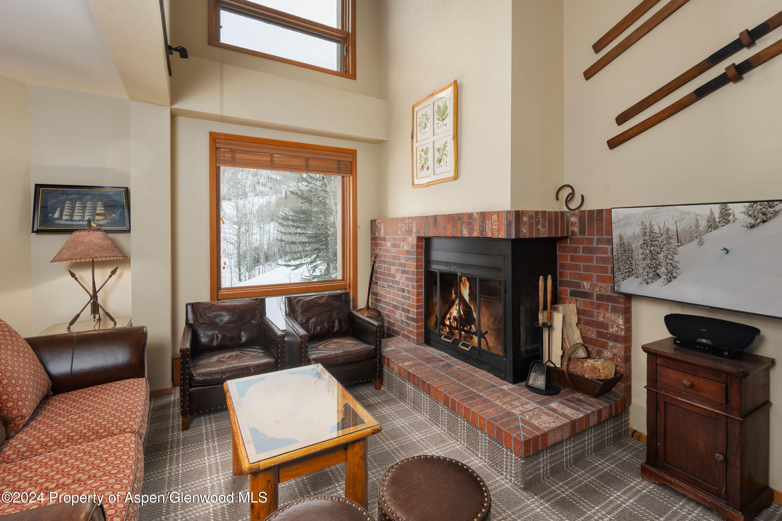 476 Wood Road, Unit 41 Snowmass Village, CO 81615 - Photo 3 of 29 Living Area with Views