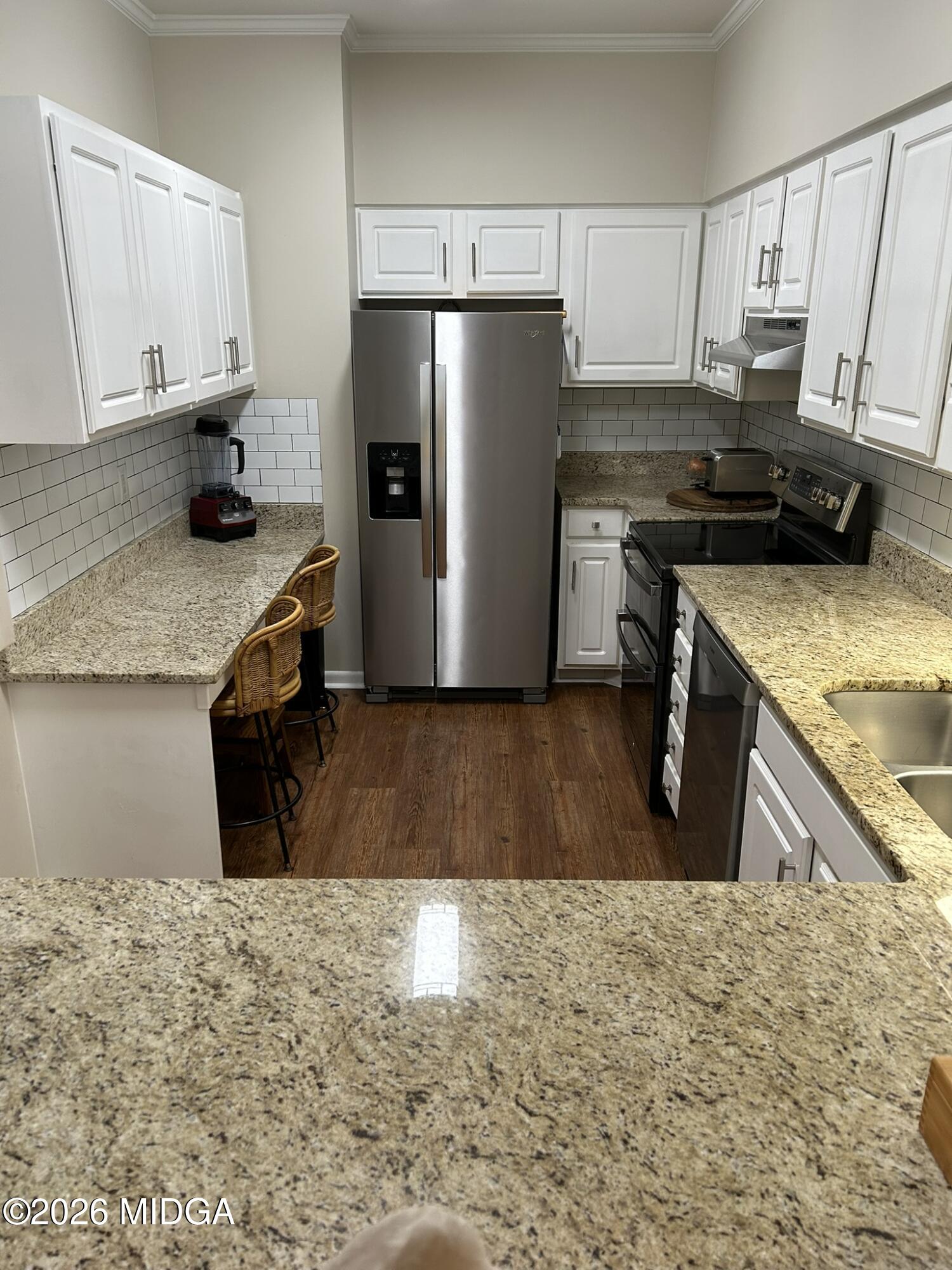 4909 Rivoli Drive, Unit C Macon, GA 31210 - Photo 6 of 24 IMG_8389