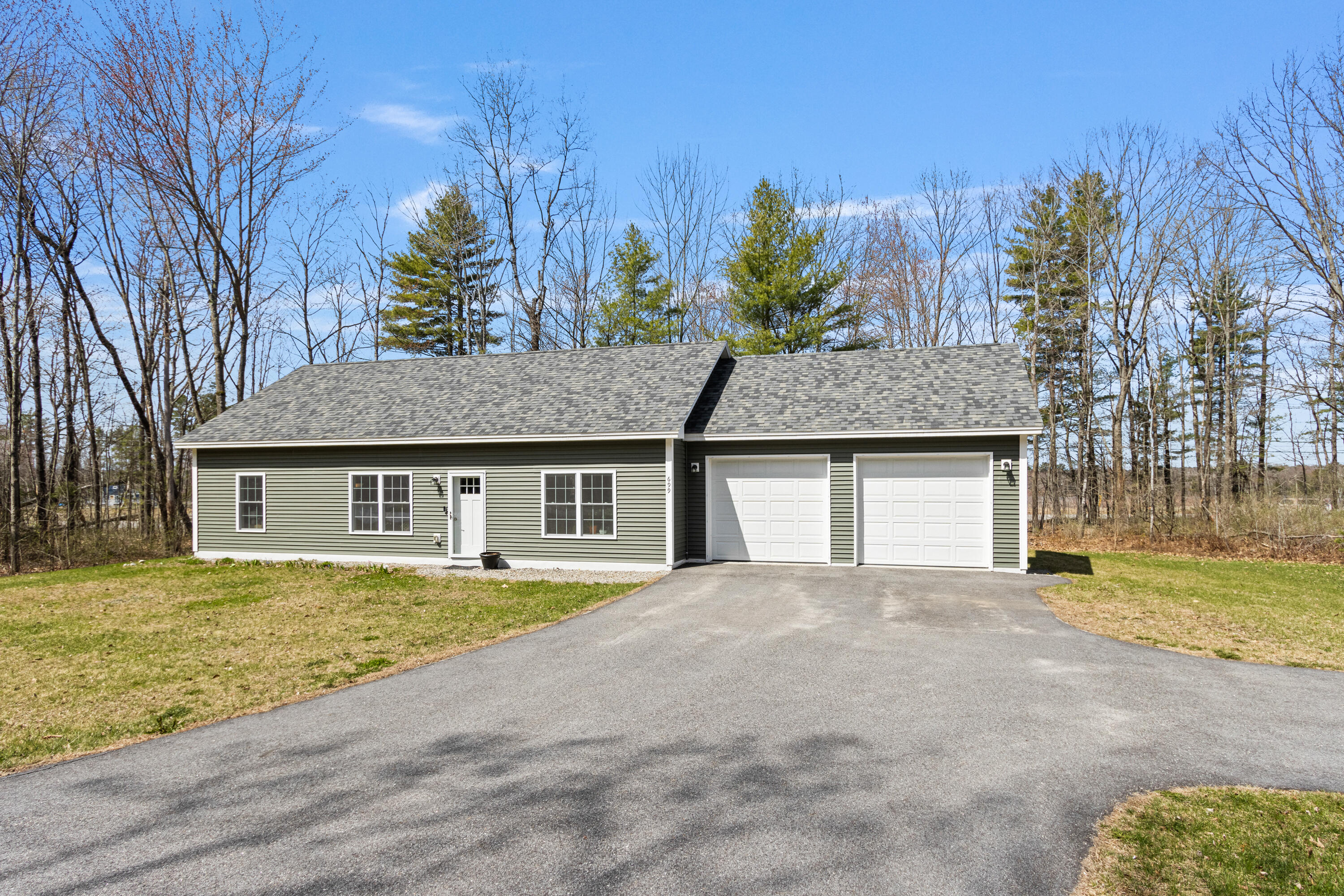 699 Beech Hill Road Auburn, ME 04210 - Photo 2 of 36 20260426AD-71002