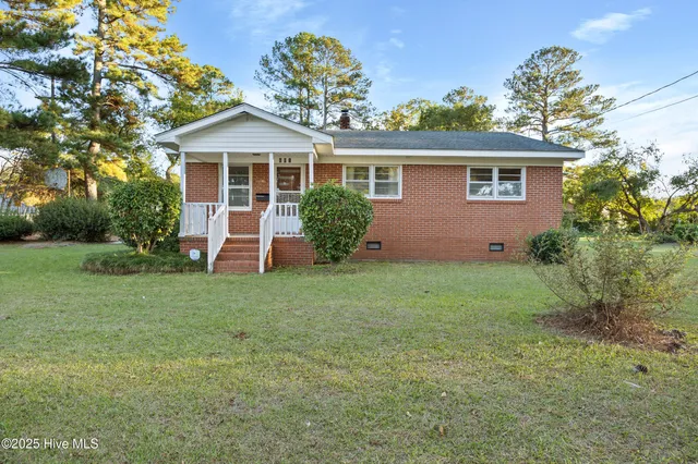 $148,500 | 601 Winfrey Street, Clinton, NC 28328