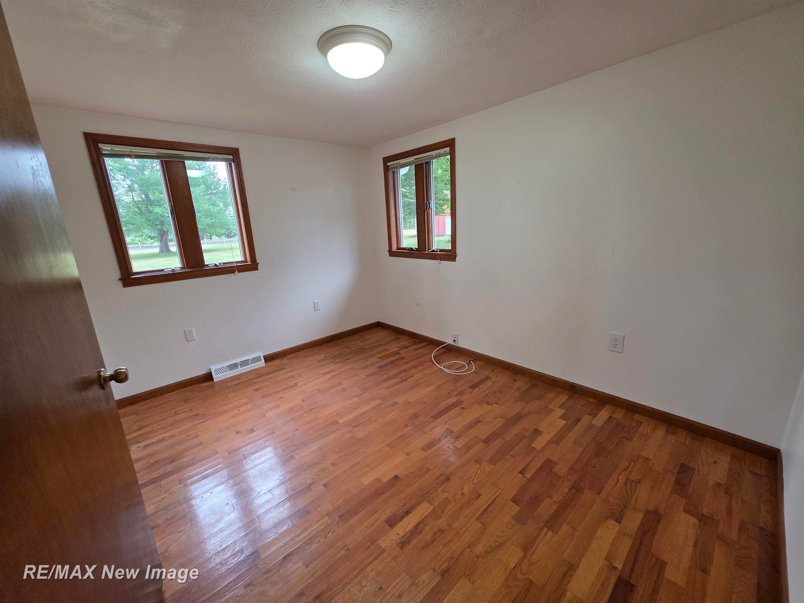 11904 Peet Road Chesaning, MI 48616 - Photo 24 of 72 Gallery Image 24