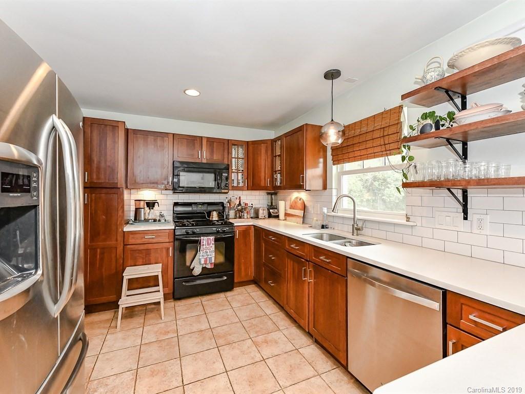 733 Stanfield Drive Charlotte, NC 28210 - Photo 7 of 29