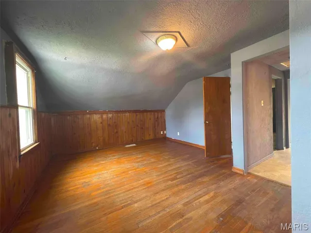 $114,900 | 112 Bonds Avenue, East Alton, IL 62024