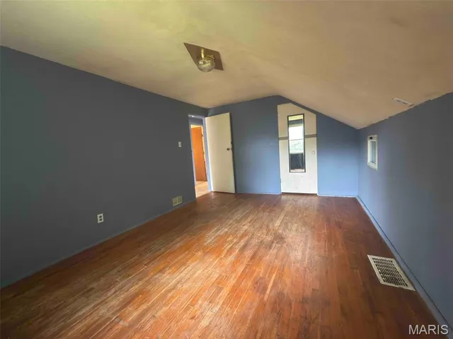 $114,900 | 112 Bonds Avenue, East Alton, IL 62024