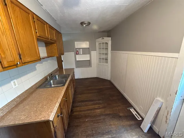 $114,900 | 112 Bonds Avenue, East Alton, IL 62024