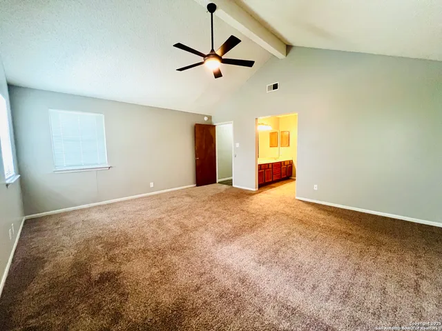 a view of empty room with window