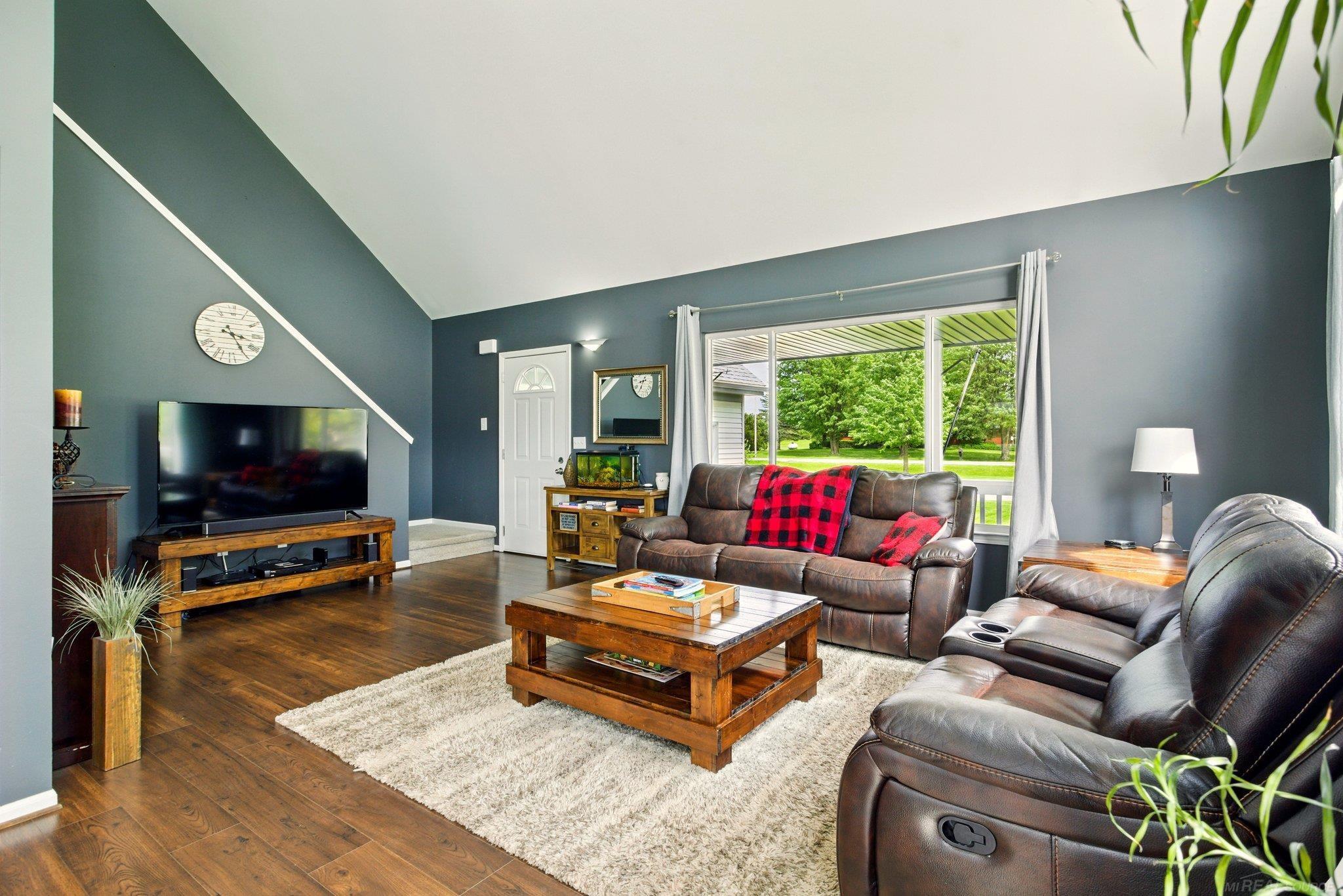 2219 Riley Center Road Memphis, MI 48041 - Photo 5 of 26 50175250-1c8c663c-15ec-4511-9b12-79ee409cd8c0.JPG