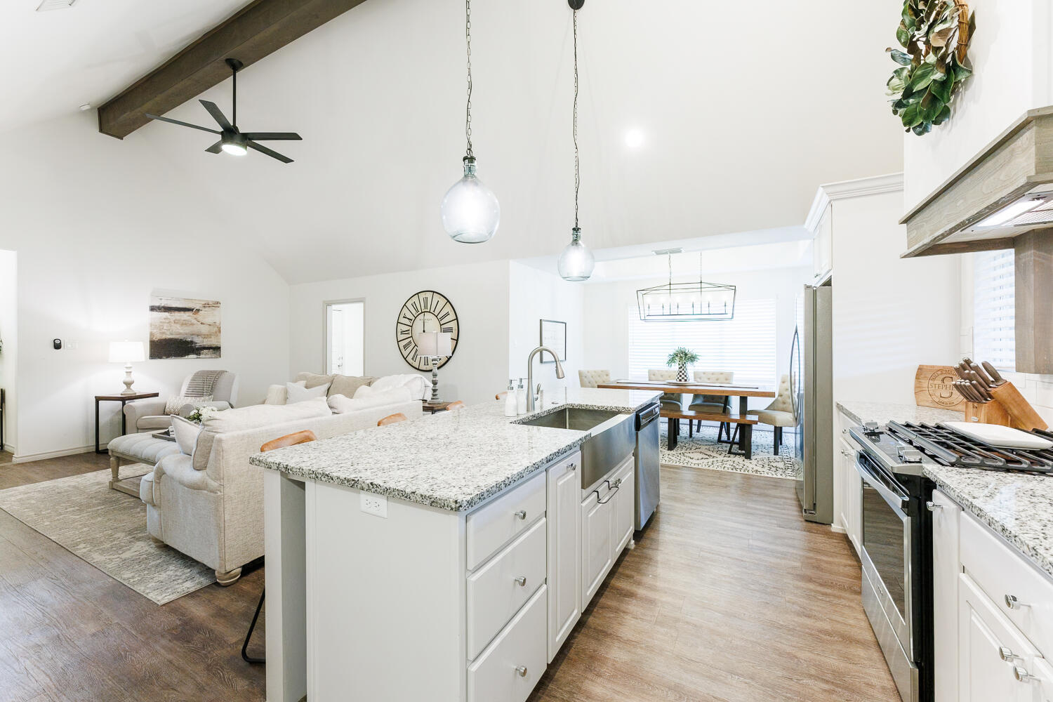 2318 103rd Street Lubbock, TX 79423 - Photo 13 of 51 Kitchen
