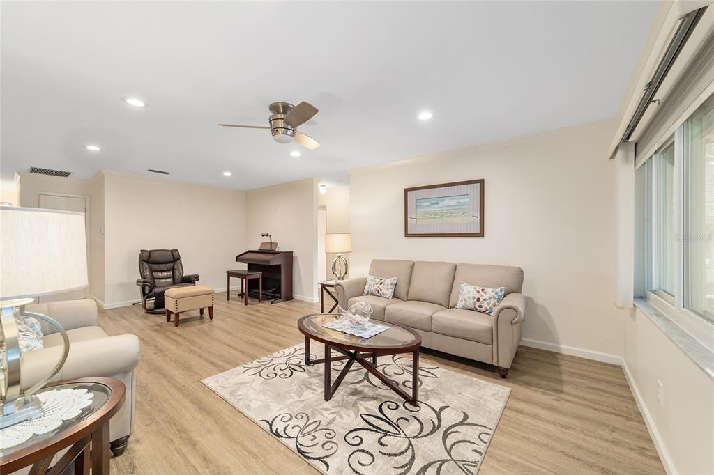9240 Southwest 90th Court, Unit B Ocala, FL 34481 - Photo 10 of 40
