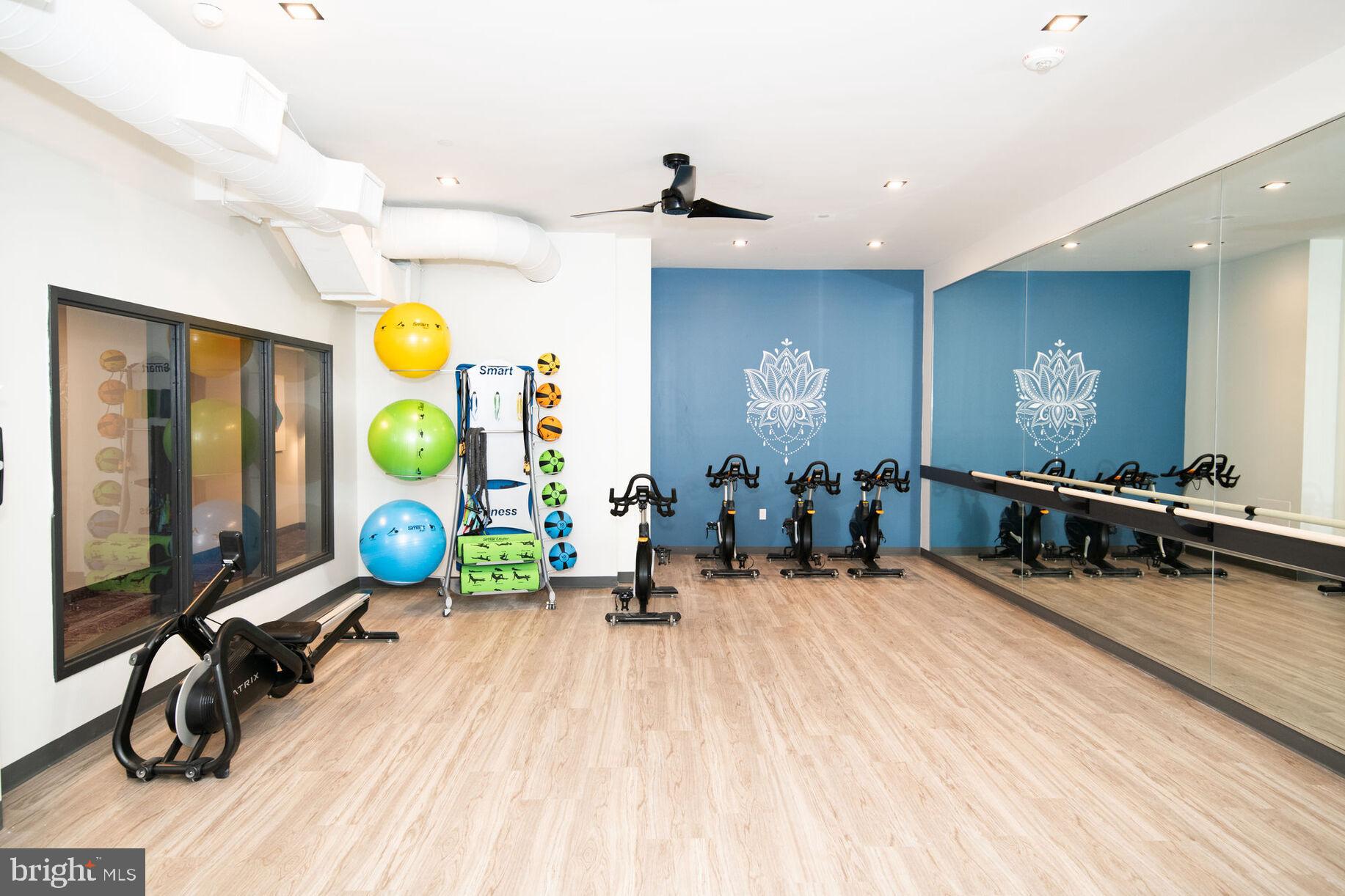 9 Presidential Boulevard, Unit 1B408 Bala Cynwyd, PA 19004 - Photo 11 of 20 a view of a room with gym equipment