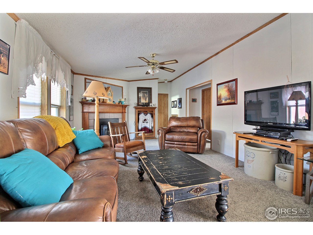 3115 West 3rd Street Road Greeley, CO 80631 - Photo 17 of 29 Family Room Is Perfect For Family Gatherings