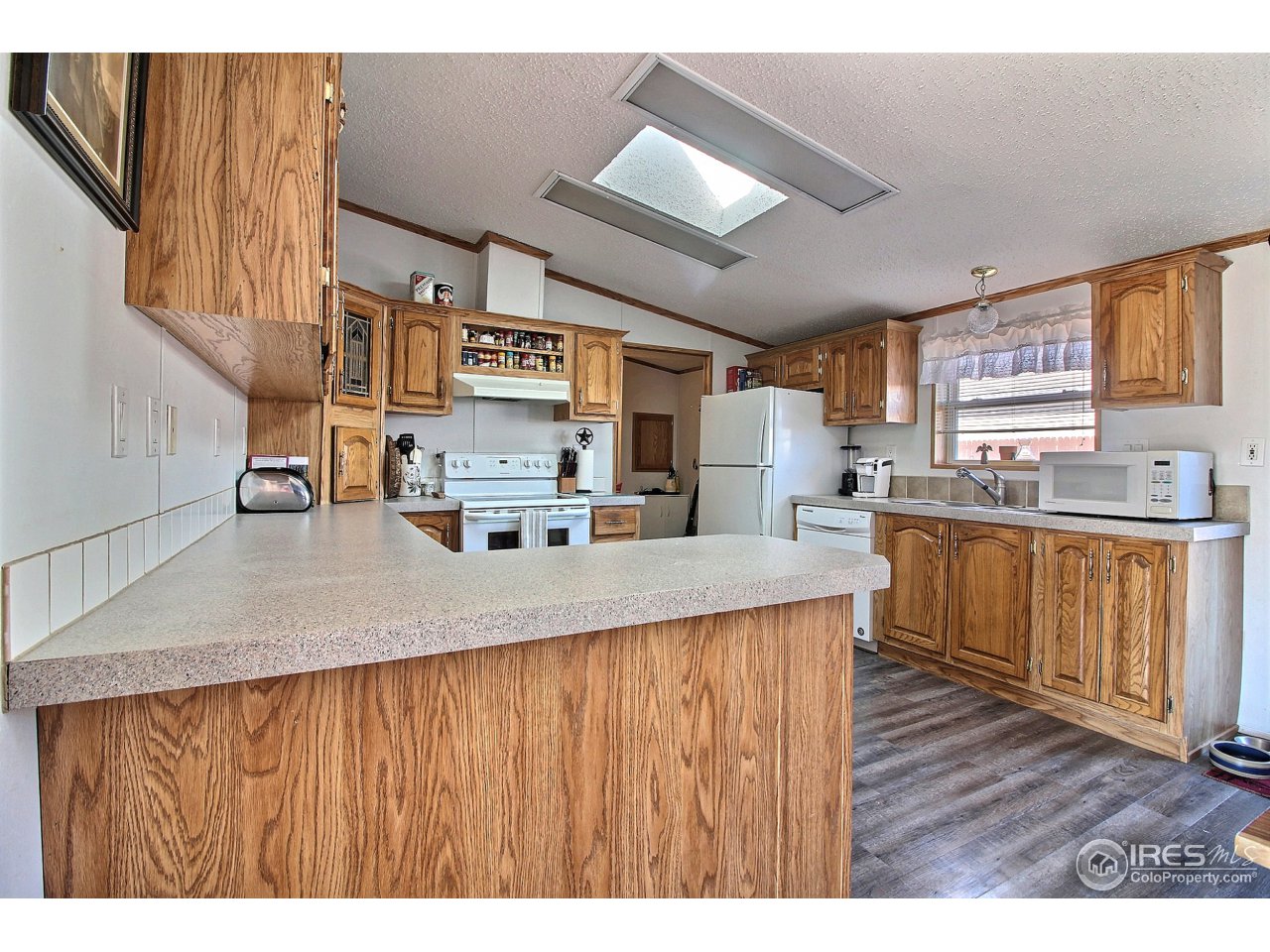 3115 West 3rd Street Road Greeley, CO 80631 - Photo 10 of 29 Lots of Cabinets