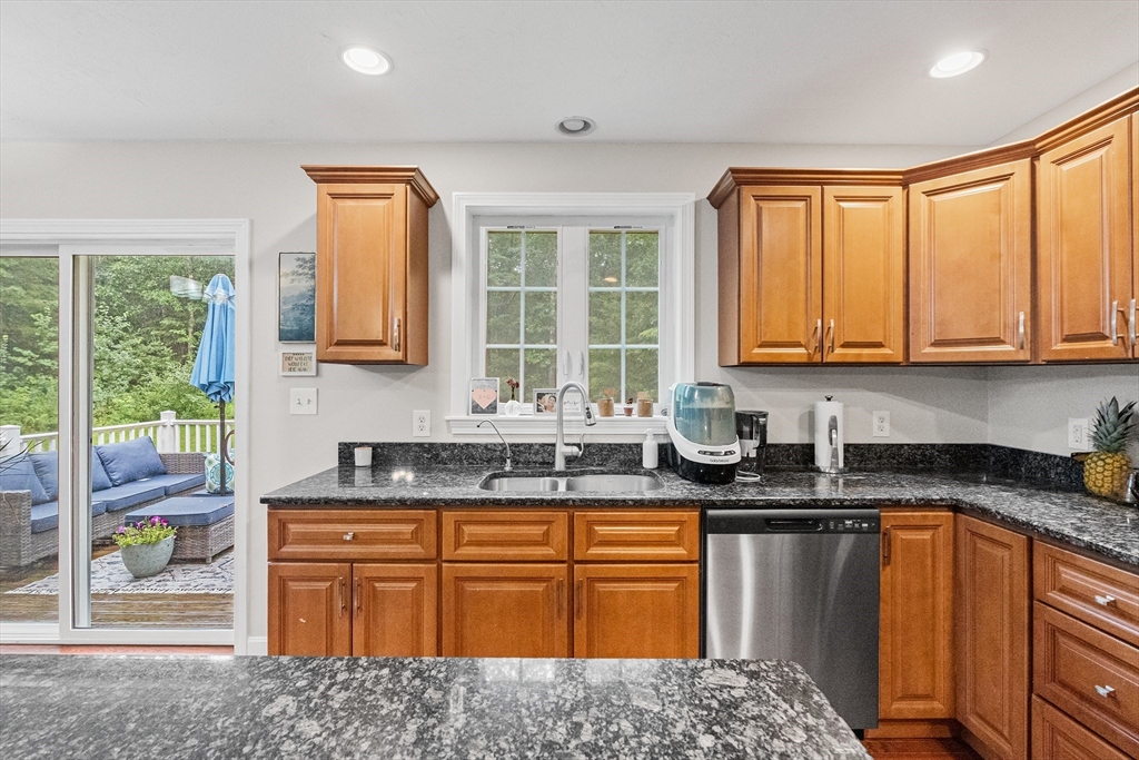 10 Lyford Road Spencer, MA 01562 - Photo 10 of 30
