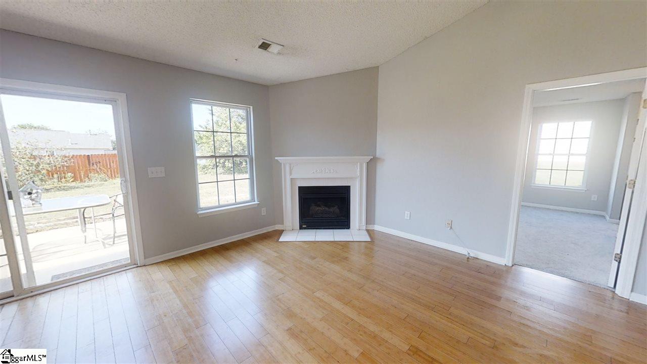 208 Spring Street Duncan, SC 29334 - Photo 12 of 24 Gallery Image 12