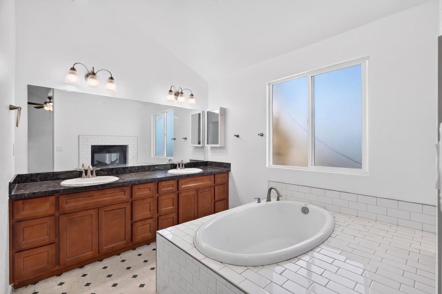 911 Toro Lane Lathrop, CA 95330 - Photo 26 of 45