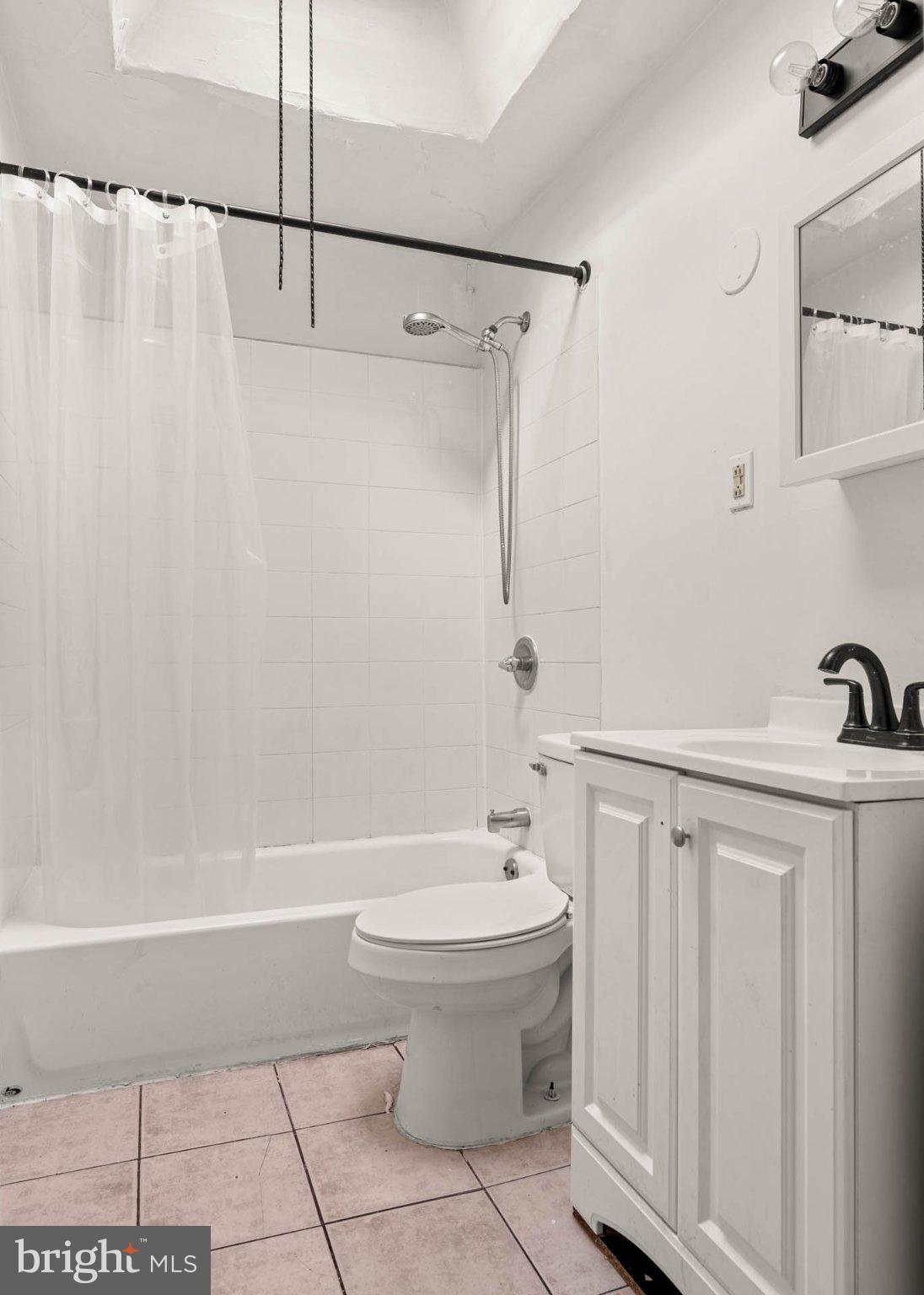83 Hartley Road Lansdowne, PA 19050 - Photo 18 of 27 New Medicine cabinet and Vanity