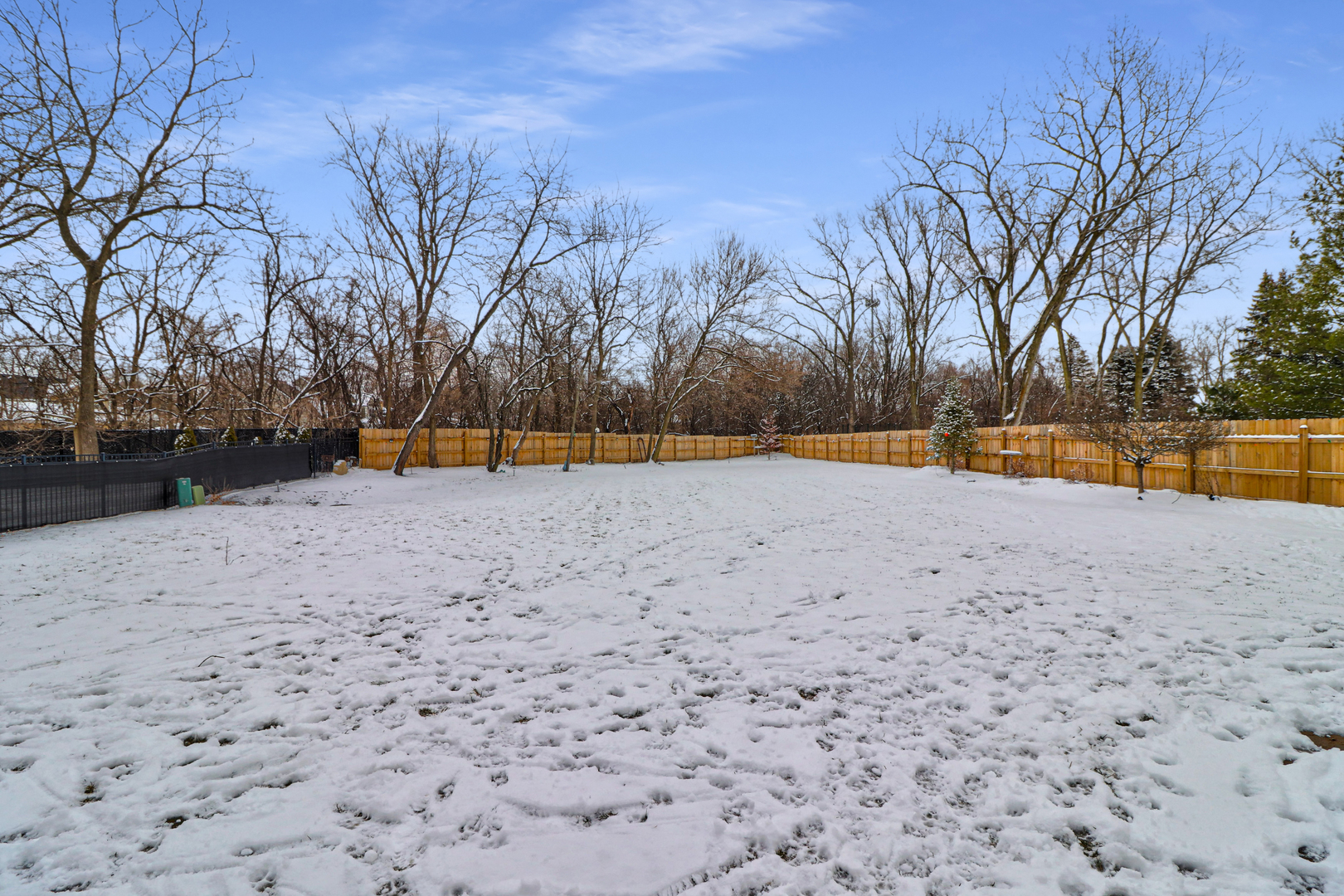 N491 Peter Road Winfield, IL 60190 - Photo 46 of 46 a view of a swimming pool with a yard