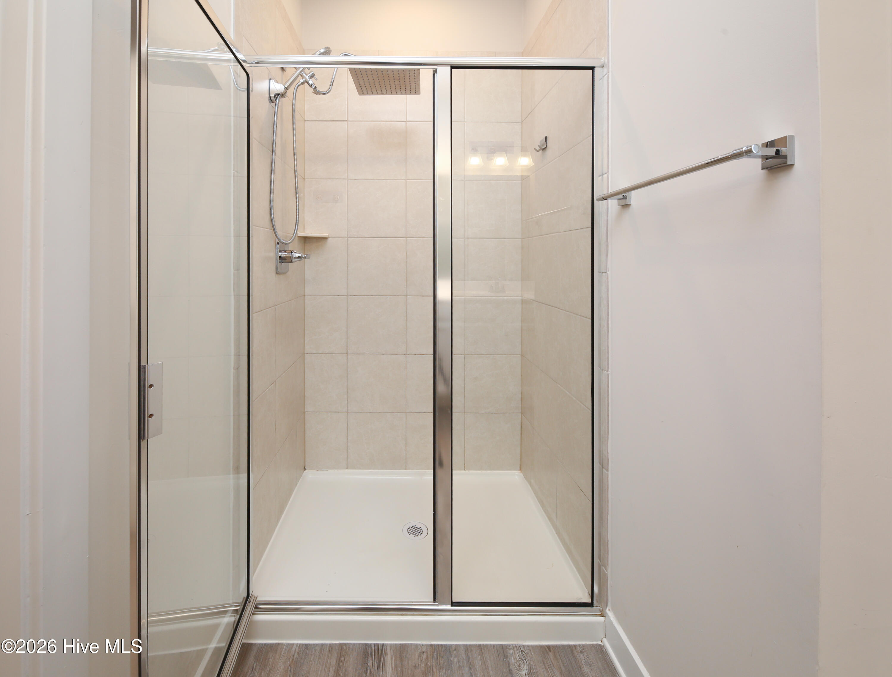 410 Green Lake Road Moyock, NC 27958 - Photo 30 of 46 primary shower