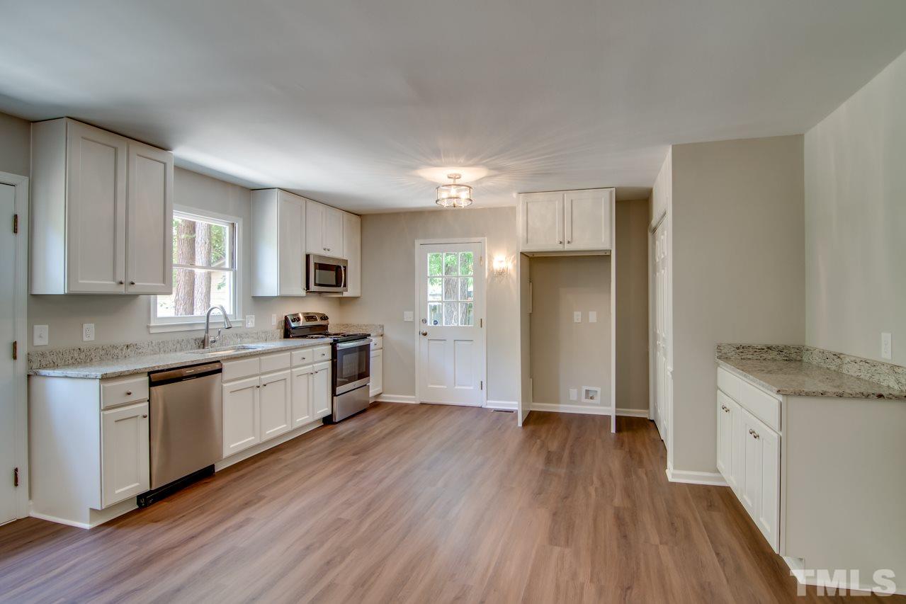 233 East Cornwall Road Cary, NC 27511 - Photo 8 of 27 Gallery Image 8