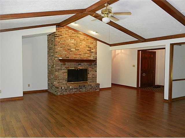 7349 Lafayette Road Indianapolis, IN 46278 - Photo 4 of 16 Gallery Image 4