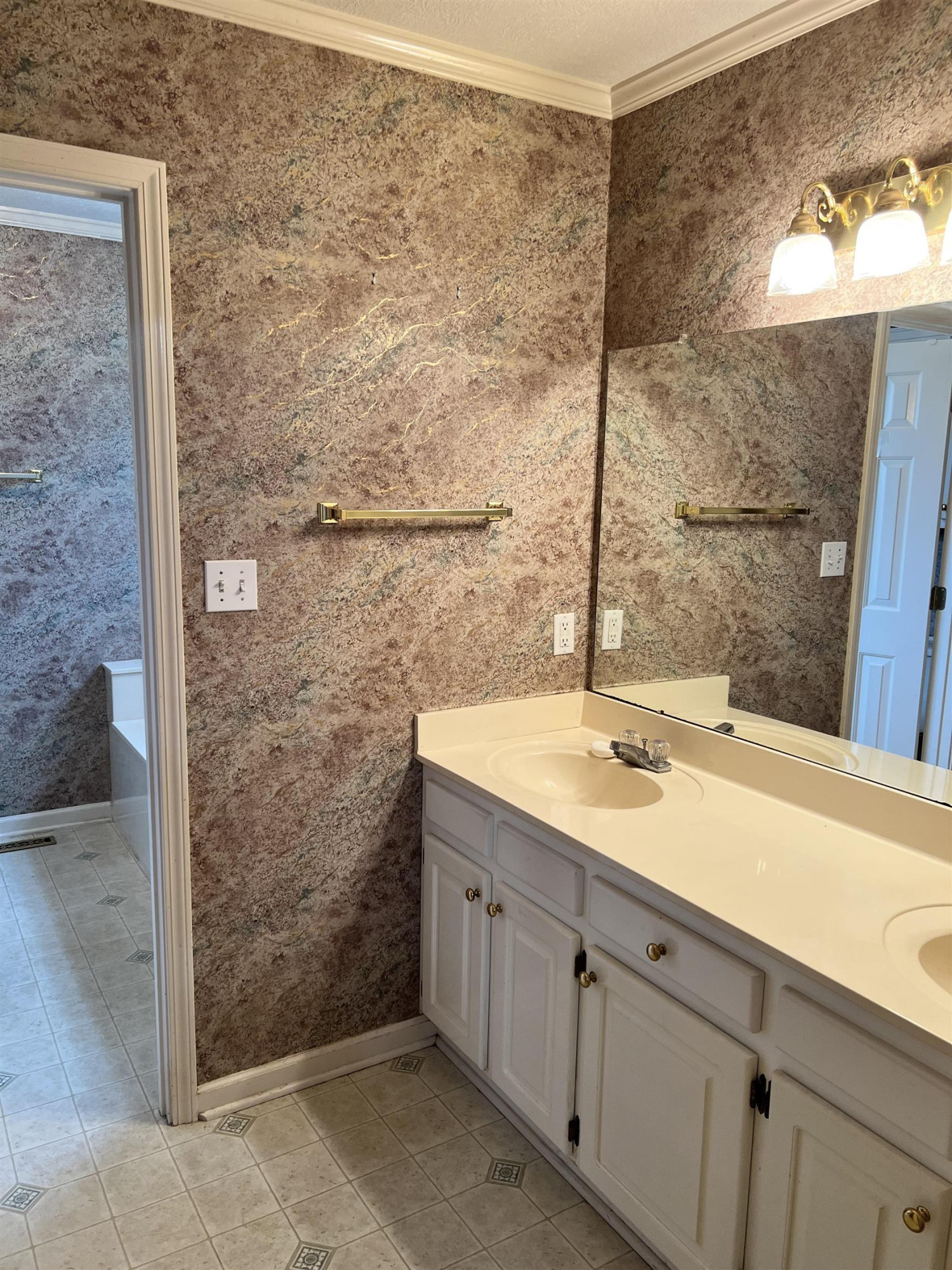 11 Yorkshire Cove Jackson, TN 38305 - Photo 7 of 7 a bathroom with a sink and a mirror