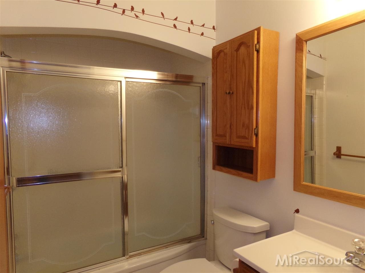 2237 Oxford Road Berkley, MI 48072 - Photo 18 of 35