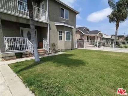 $4,500 | South Harcourt Avenue, Los Angeles, CA 90016