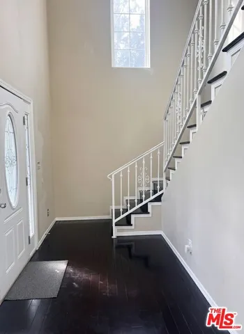 $4,500 | South Harcourt Avenue, Los Angeles, CA 90016