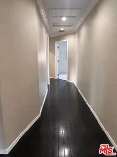 $4,500 | South Harcourt Avenue, Los Angeles, CA 90016