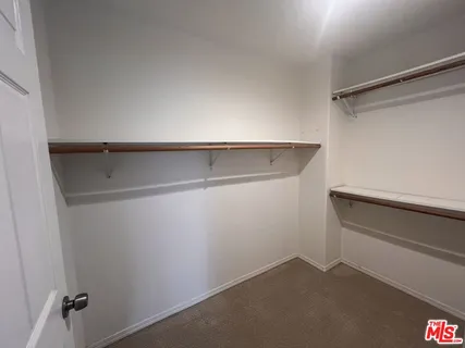 $4,500 | South Harcourt Avenue, Los Angeles, CA 90016