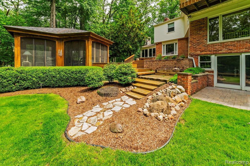 852 Peach Tree Lane Rochester Hills, MI 48306 - Photo 49 of 54