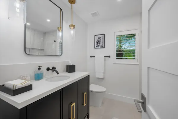 $3,750,000 | 8884 Southeast Pelican Island Way, Hobe Sound, FL 33455