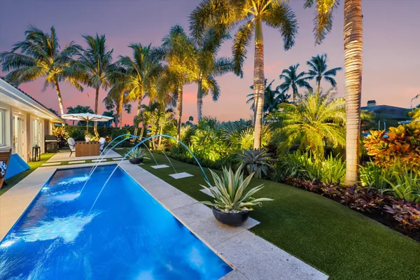 $3,750,000 | 8884 Southeast Pelican Island Way, Hobe Sound, FL 33455