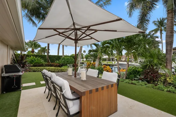 $3,750,000 | 8884 Southeast Pelican Island Way, Hobe Sound, FL 33455