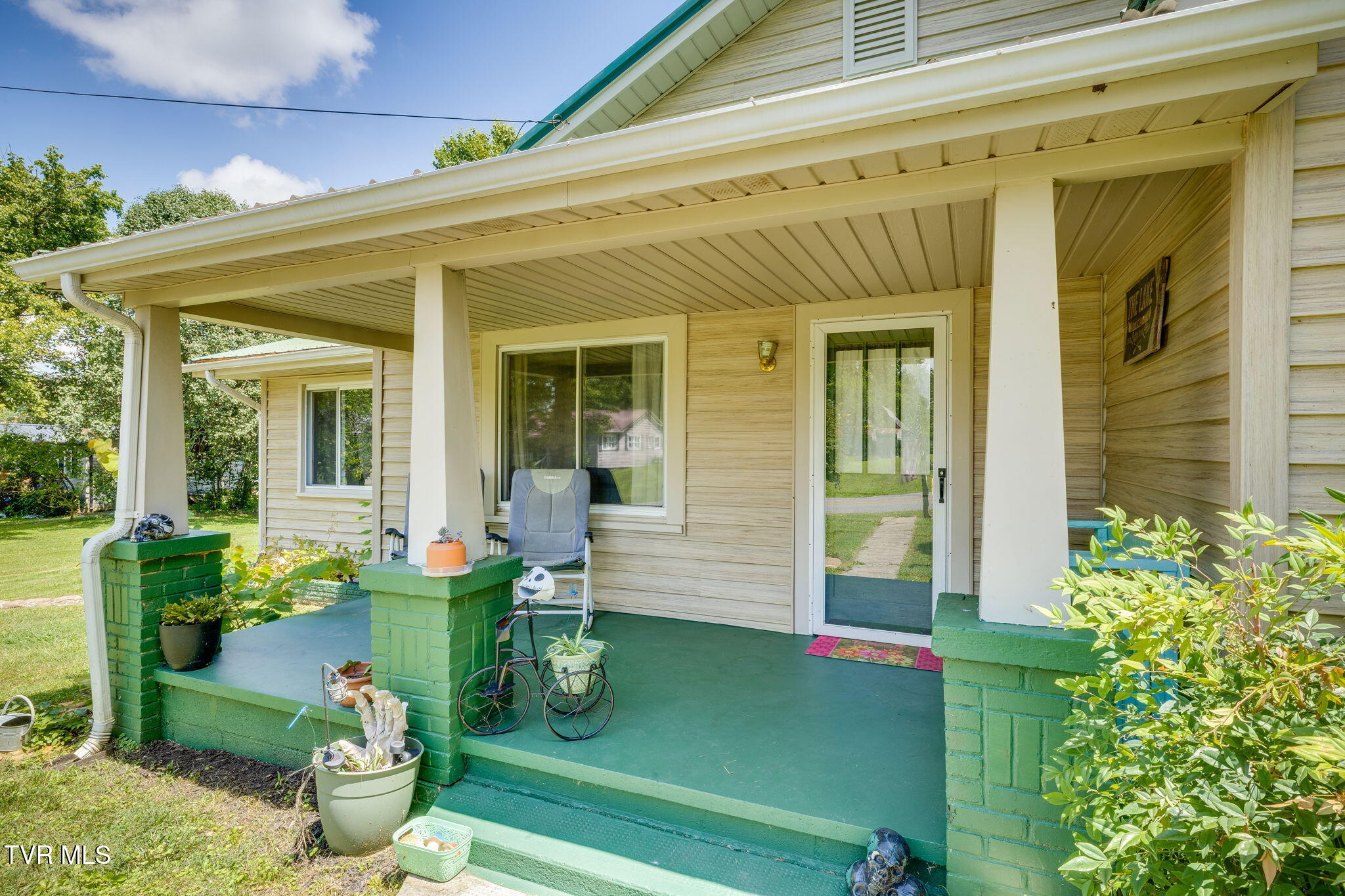 116 Frank Lowe Road Jonesborough, TN 37659 - Photo 5 of 46 004