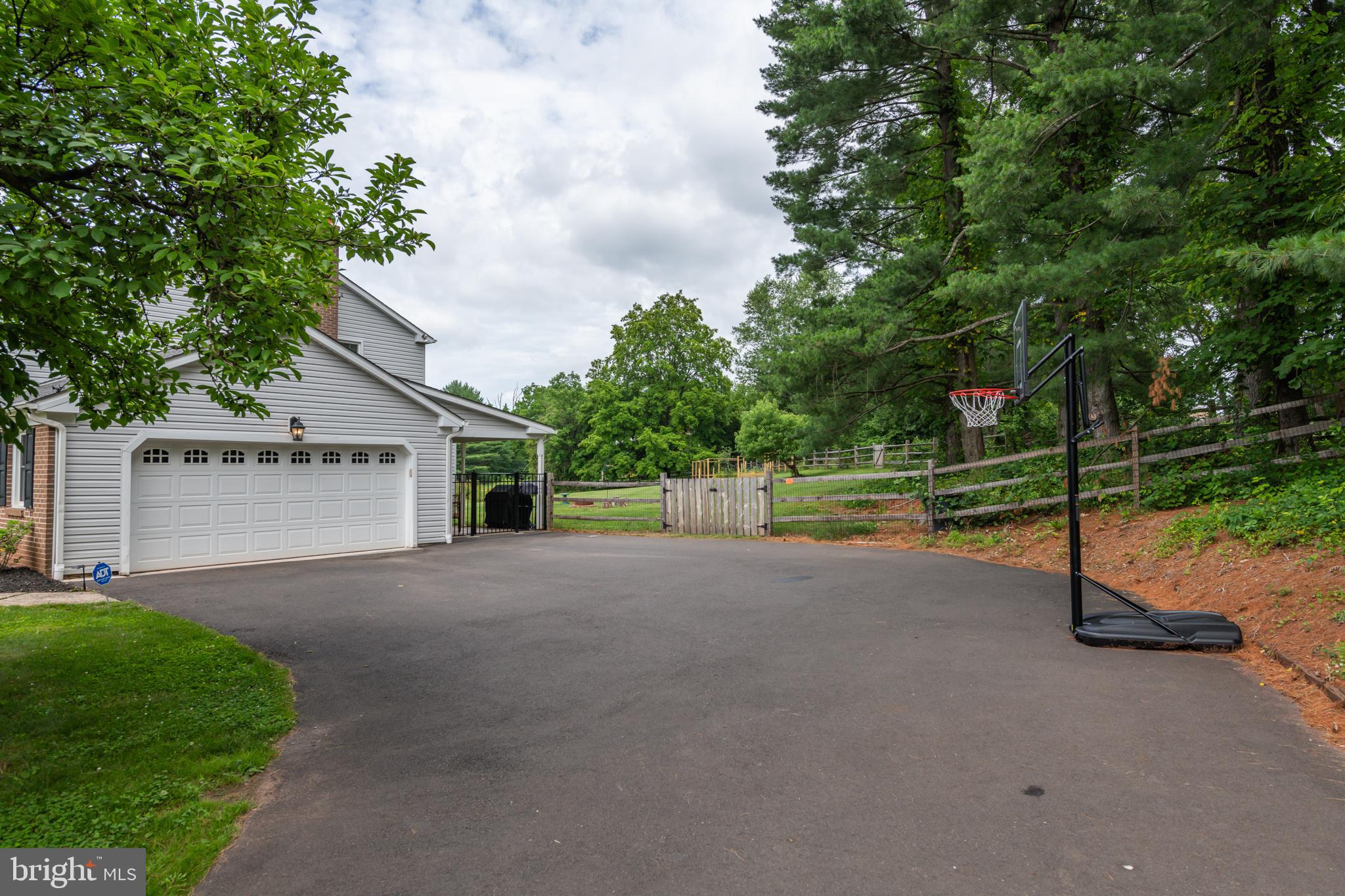 2756 Windy Bush Road Newtown, PA 18940 - Photo 33 of 35 Gallery Image 33