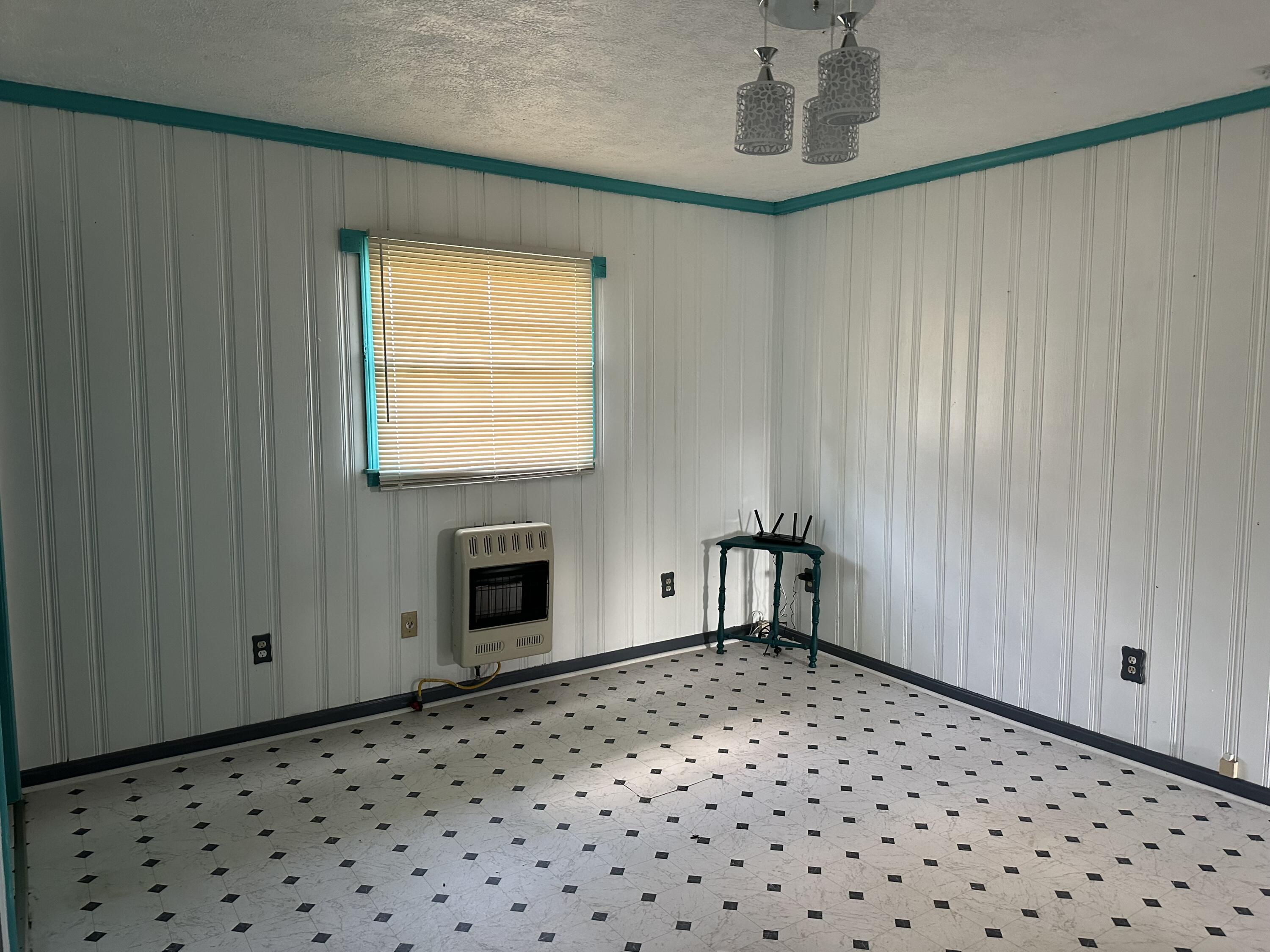 118 Alexander Street Crawfordville, GA 30631 - Photo 12 of 16 Dining room
