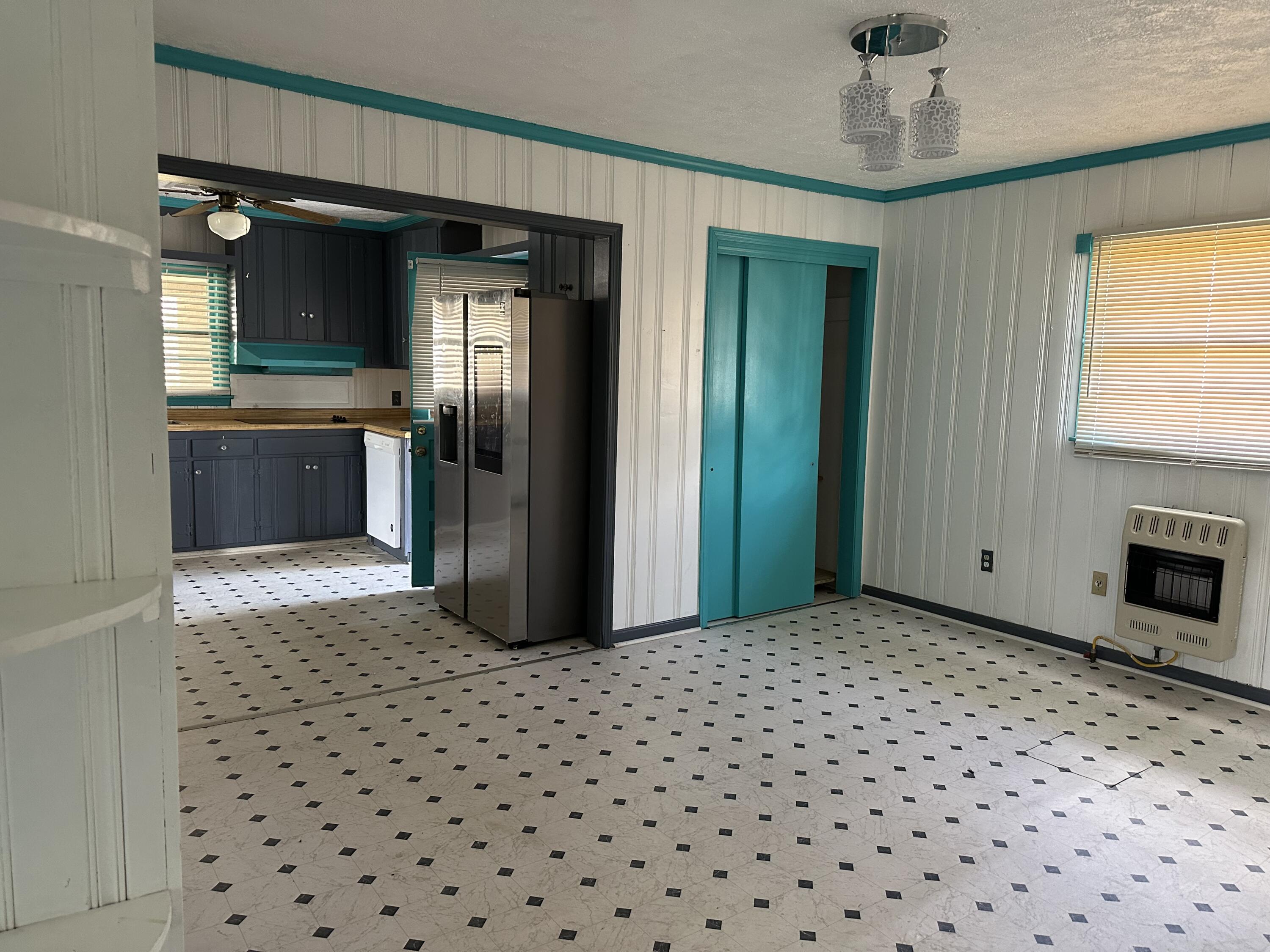 118 Alexander Street Crawfordville, GA 30631 - Photo 5 of 16 Kitchen Dining