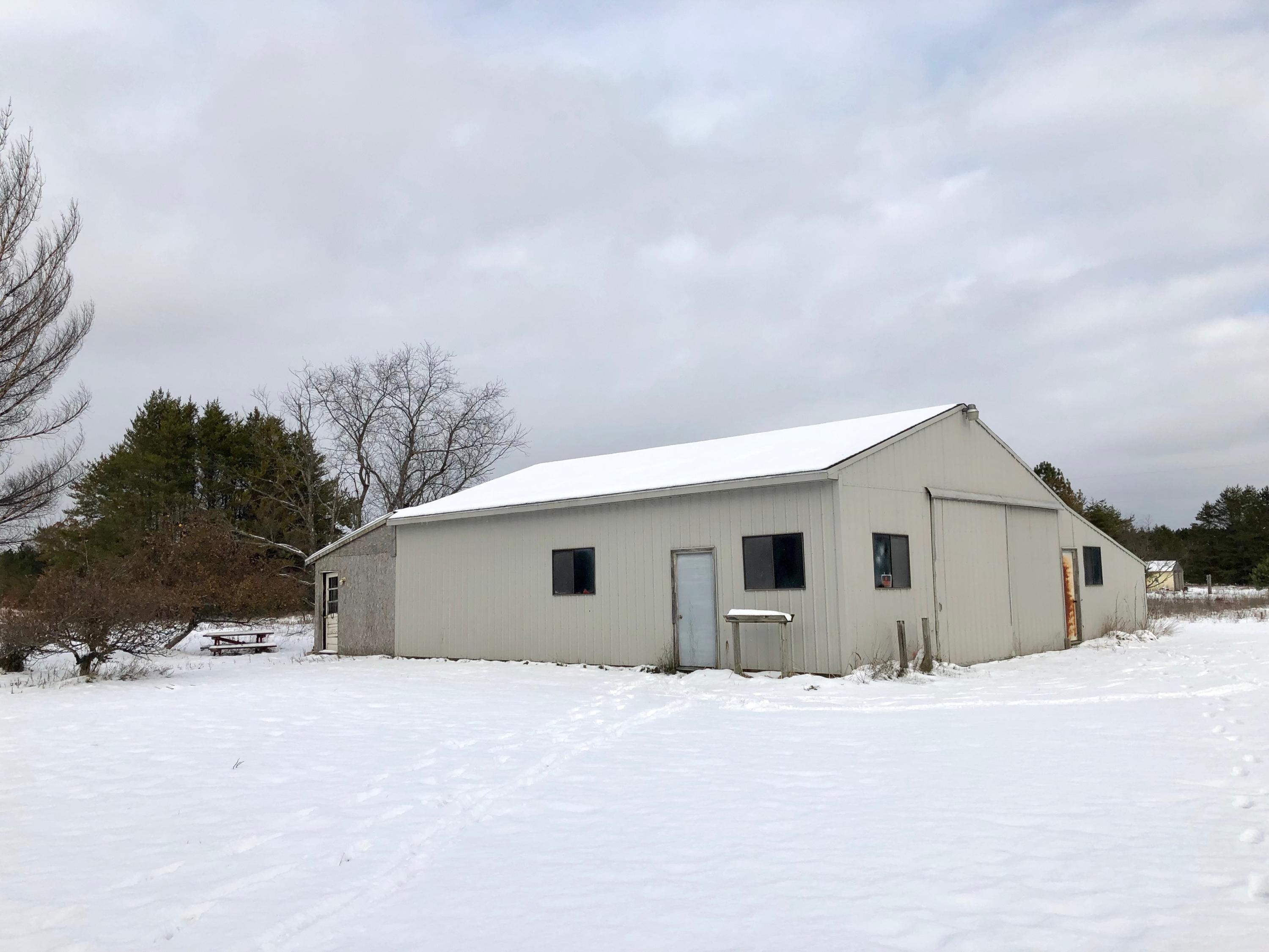 5850 West 5 Mile Road Grayling, MI 49738 - Photo 2 of 13 Gallery Image 2