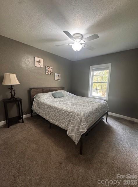 641 Camp Creek Road Union Mills, NC 28167 - Photo 12 of 29 a bedroom with a bed and a lamp