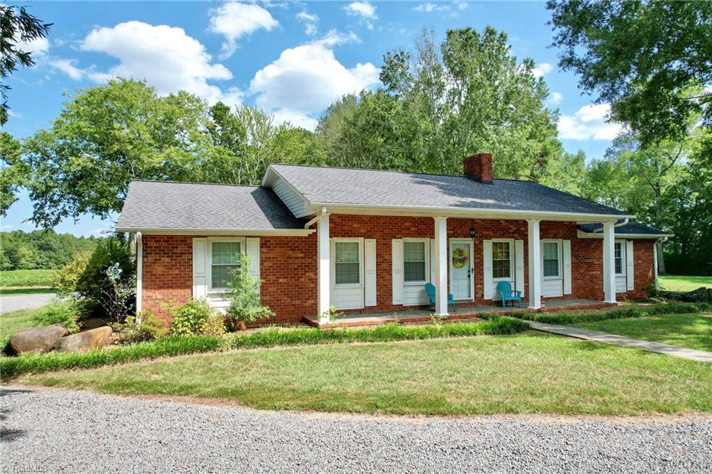 786 Farmington Road Mocksville, NC 27028 - Photo 1 of 22 Gallery Image 1